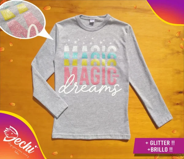 Remera Magic dreams con BRILLO ML