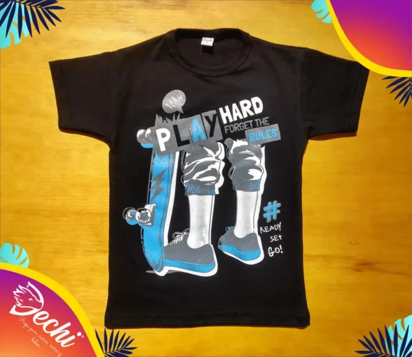 Remera Skater Play hard MC